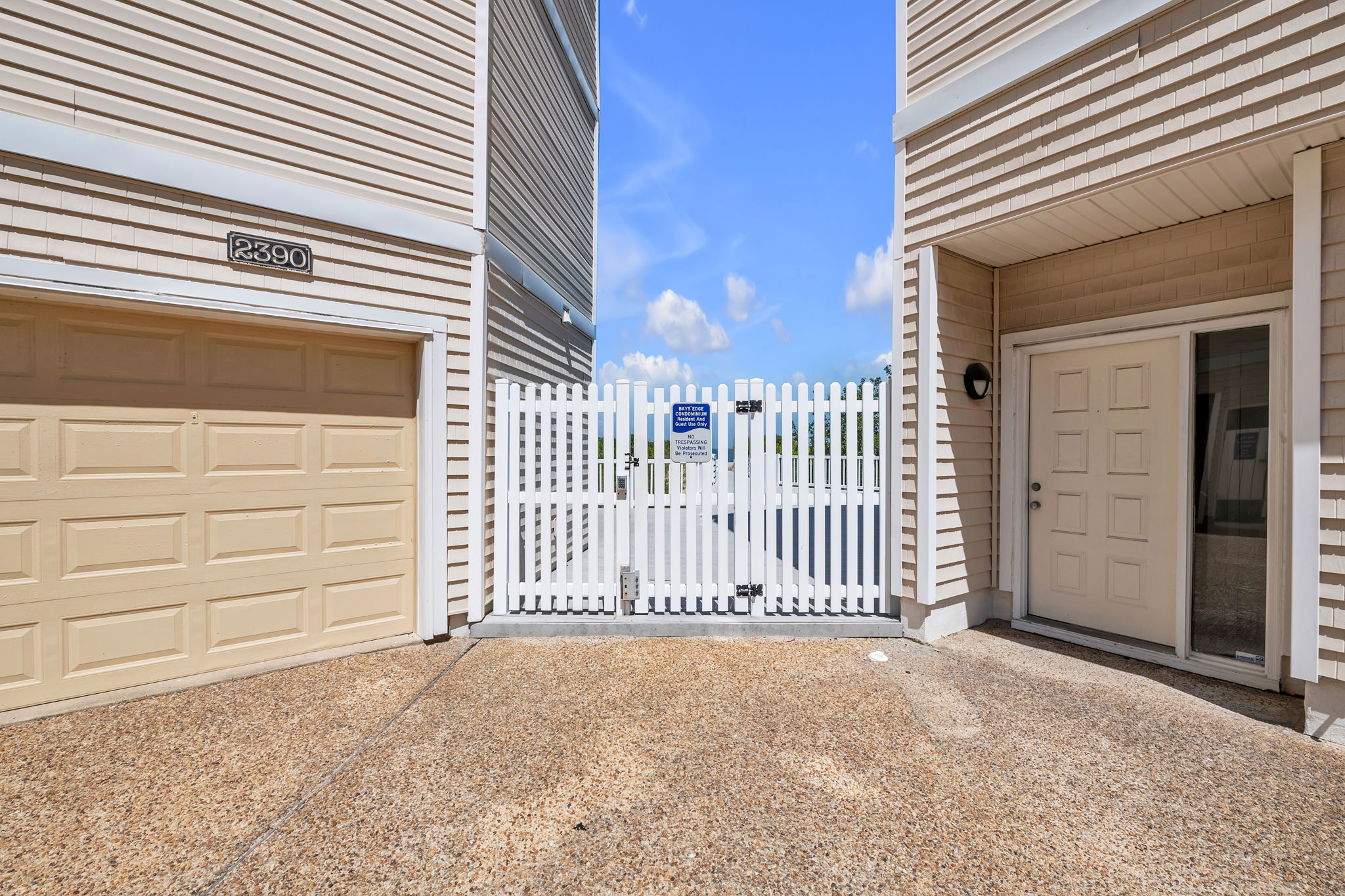 Private Gated Bay Access