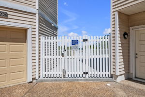 Private community bay access w/ deck, shower, and walkway