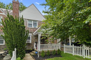  Photo 0
