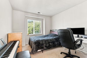 022_F8_2348 Seacrest Ct