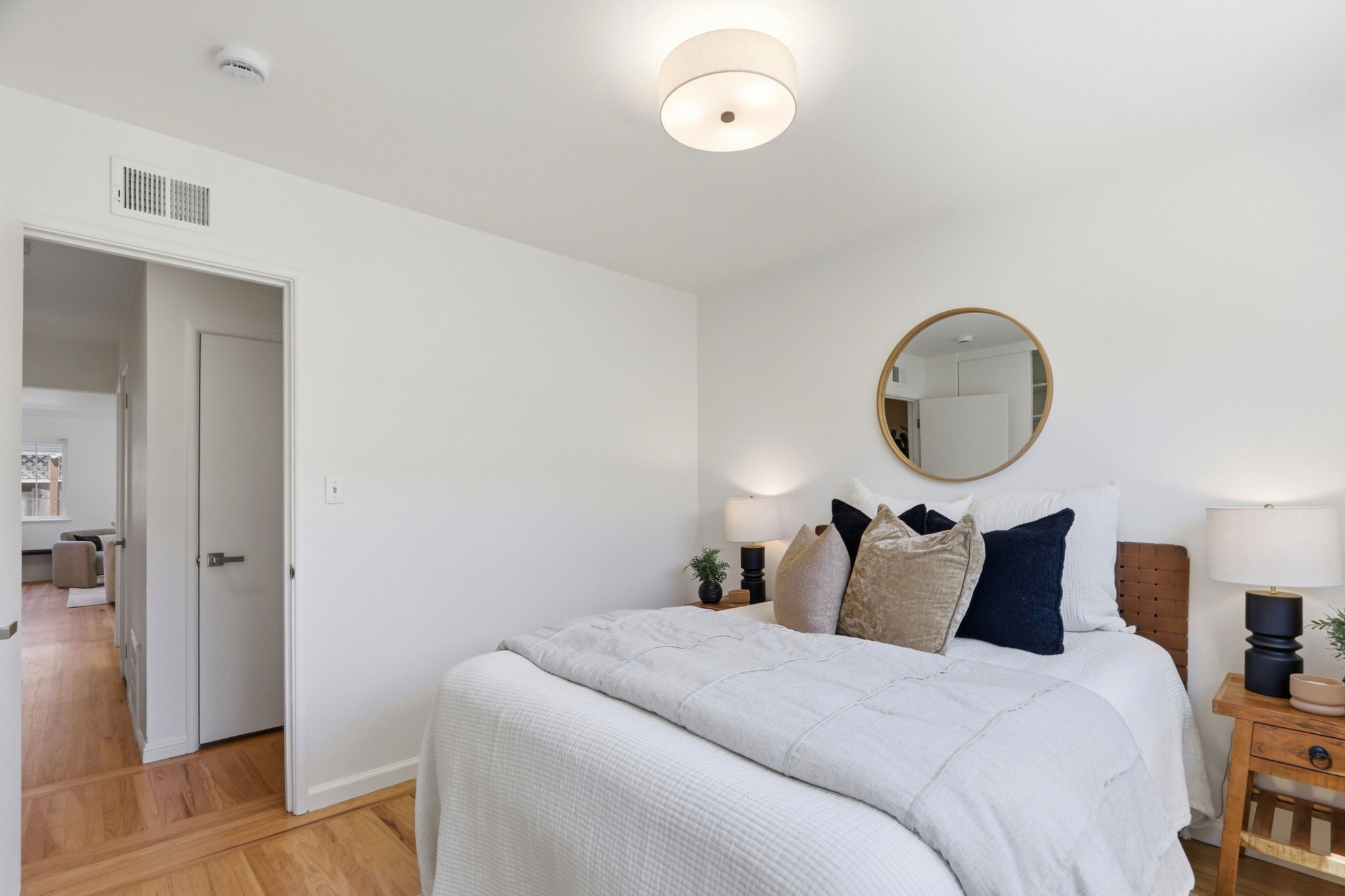 033_F8_2349 Carlton Ave