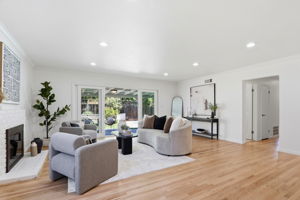 013_F8_2349 Carlton Ave