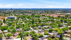 013_F8_AERIAL_2349 Carlton Ave