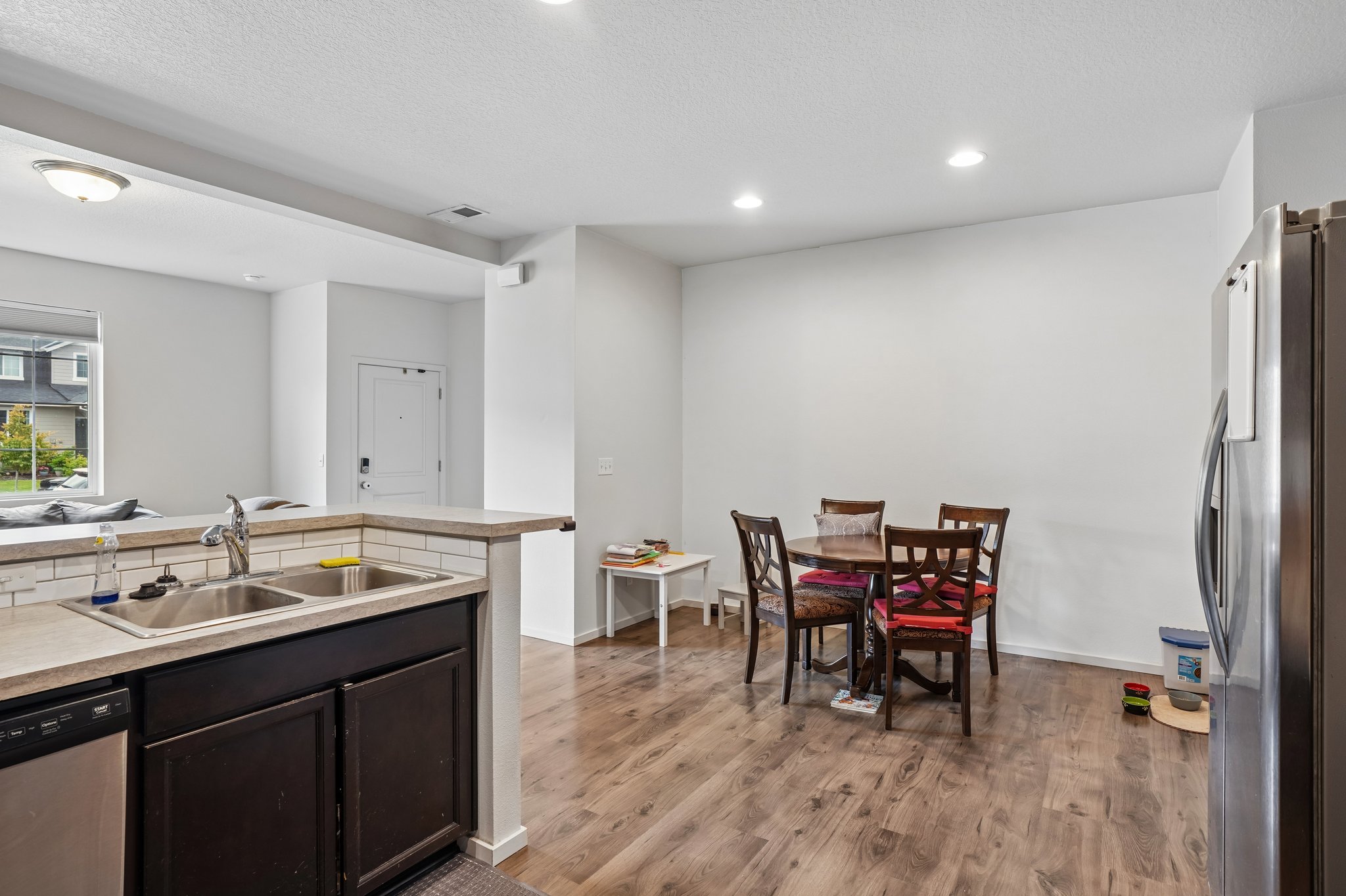 SE 16th St-S2408-016.jpg