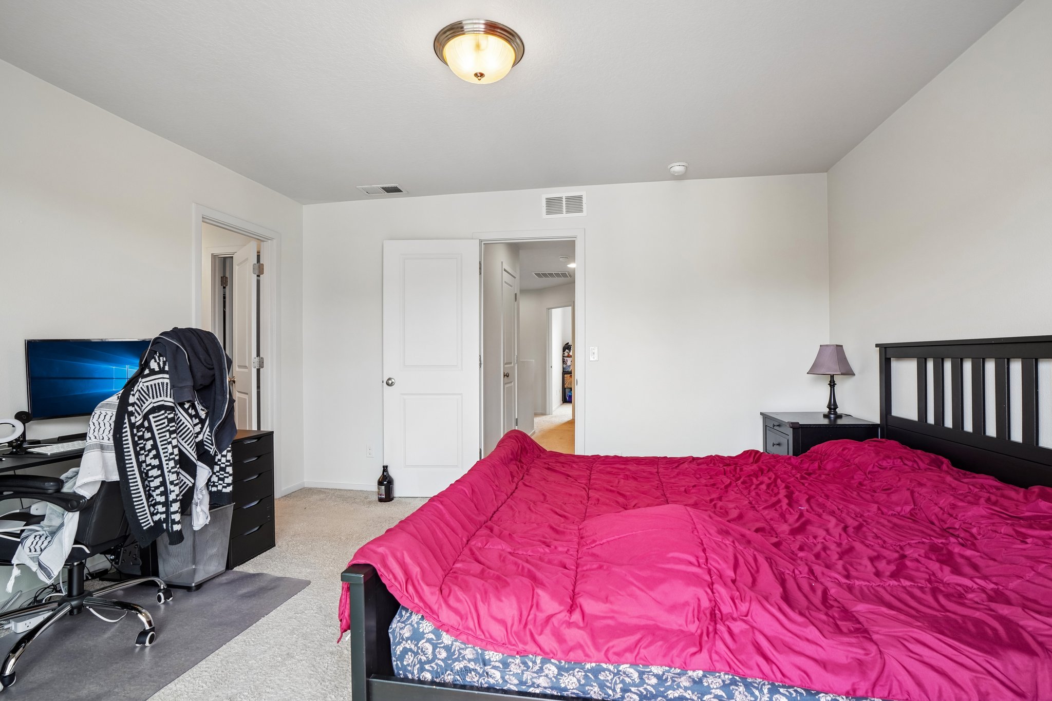 SE 16th St-S2408-035.jpg