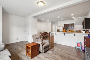 SE 16th St-S2408-014.jpg