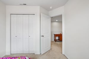 SE 16th St-S2408-026.jpg