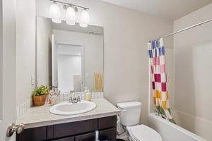SE 16th St-S2408-027.jpg