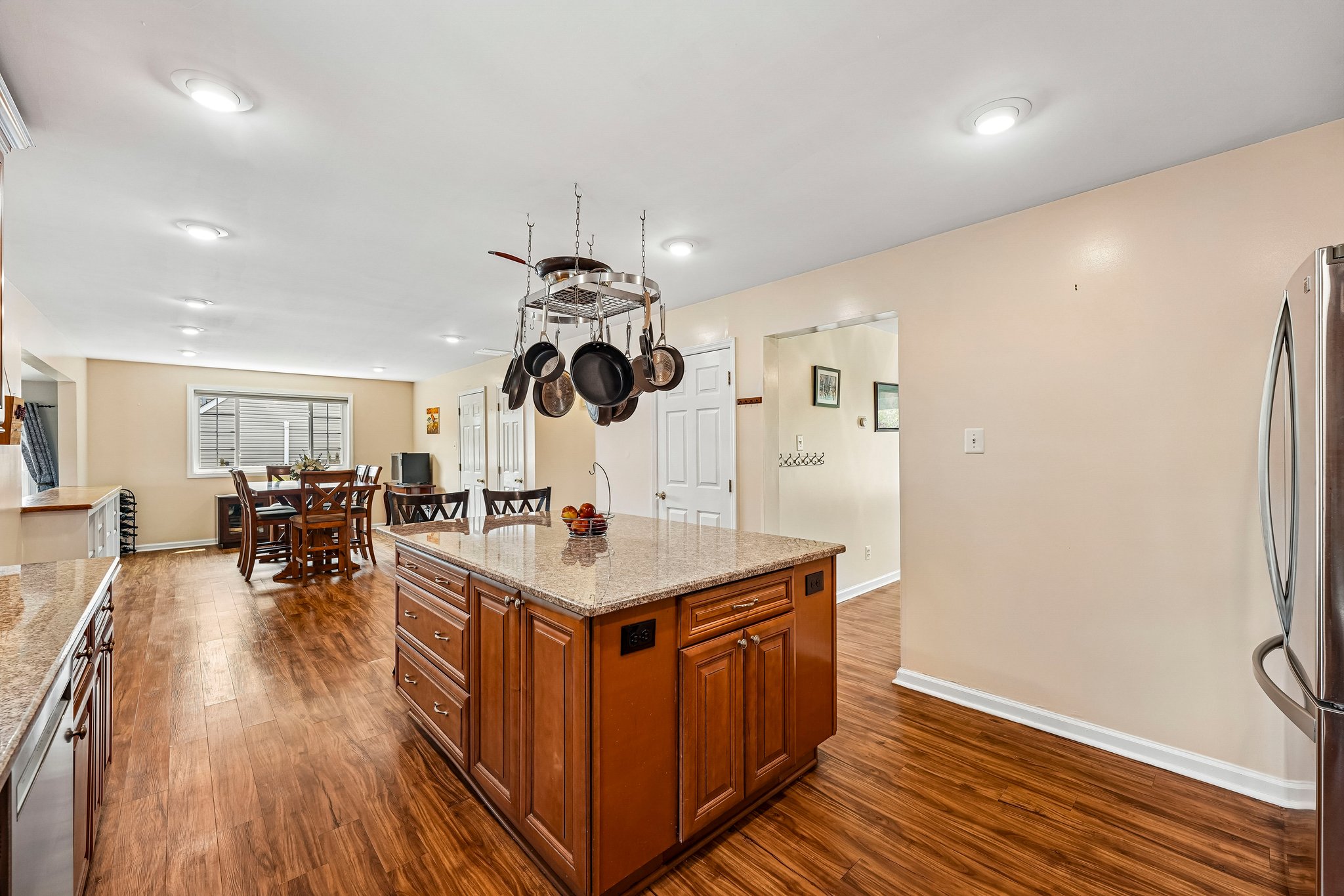 Abbey Ln-S1507-017.jpg