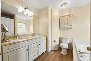 Abbey Ln-S1507-026.jpg