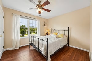 Abbey Ln-S1507-033.jpg