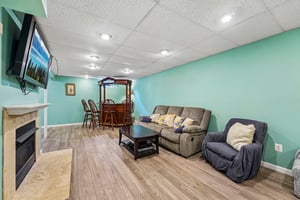 Abbey Ln-S1507-039.jpg