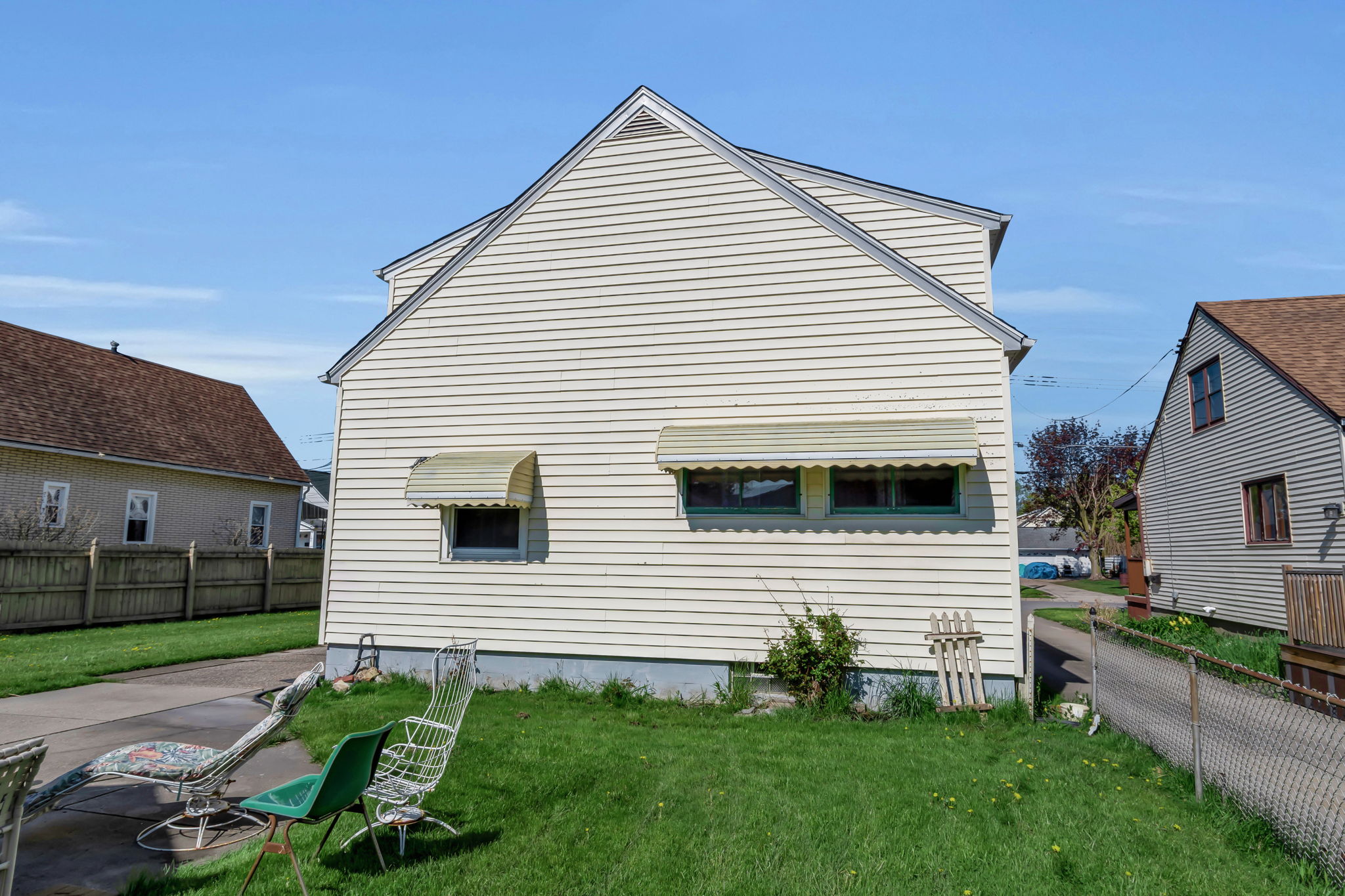  Photo 25