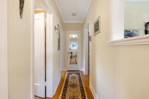 235 Borebank St - Interior-12