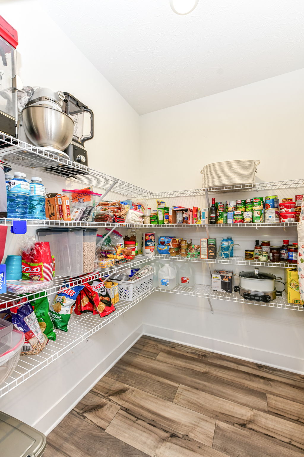 Walk-in pantry
