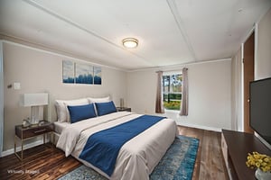 IMG_6887 virtually staged.jpeg