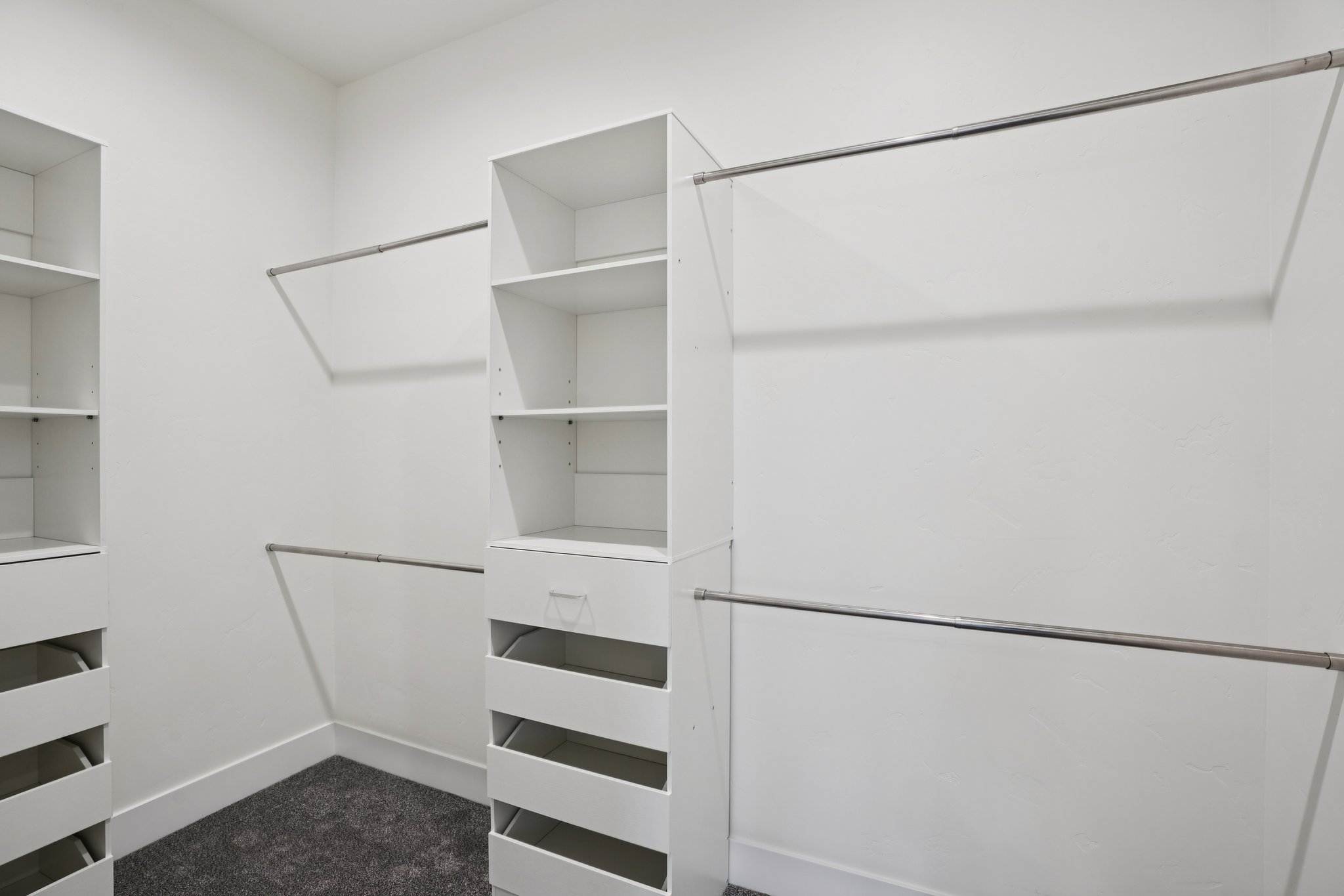 High Bank Ln-L0502-024.jpg