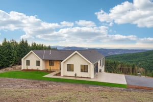 High Bank Ln-L0502-001.jpg