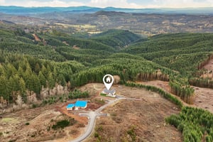 High Bank Ln-L0502-040.jpg