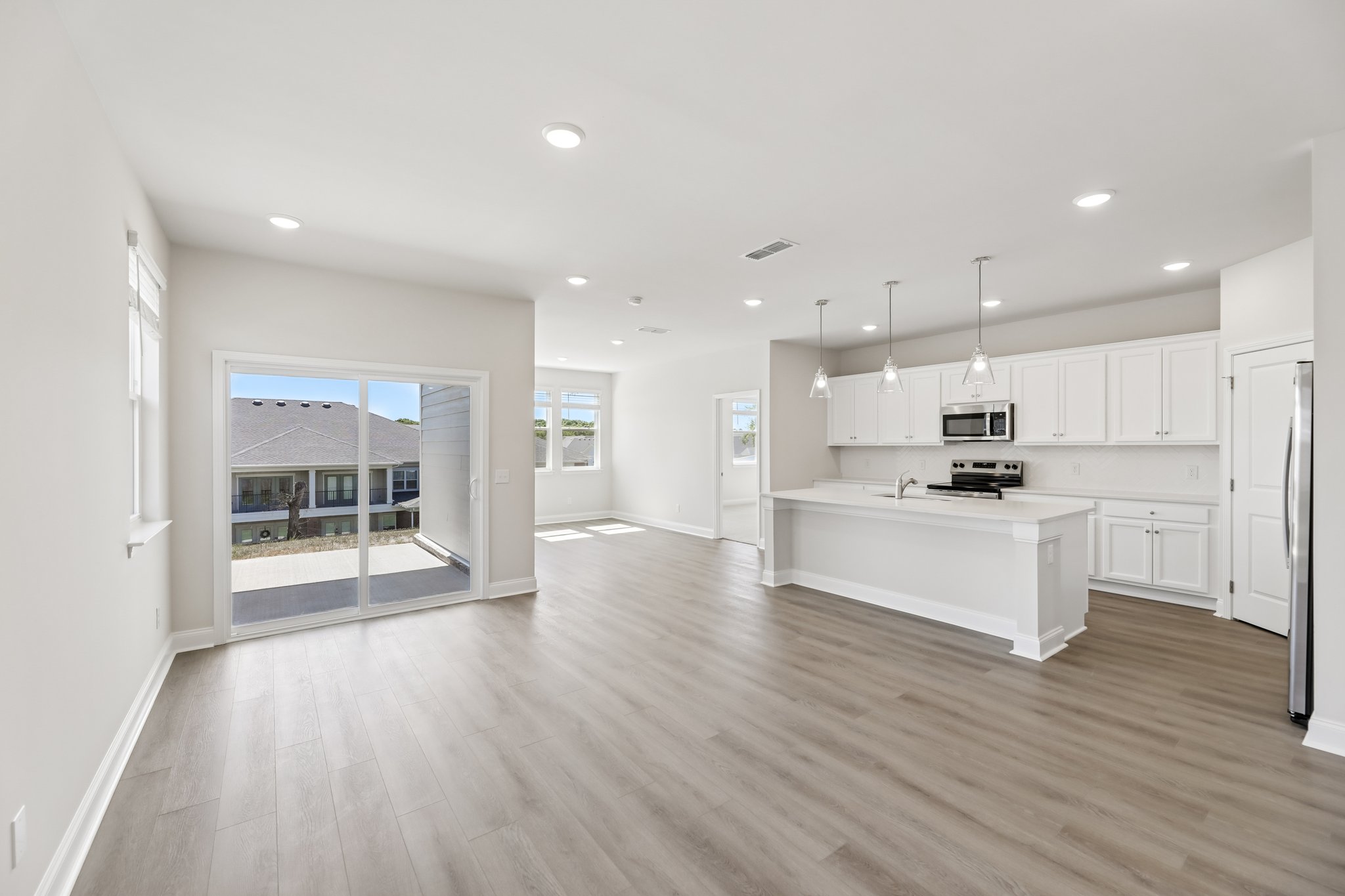 Limestone Wy Lot 44-S1505-009.jpg