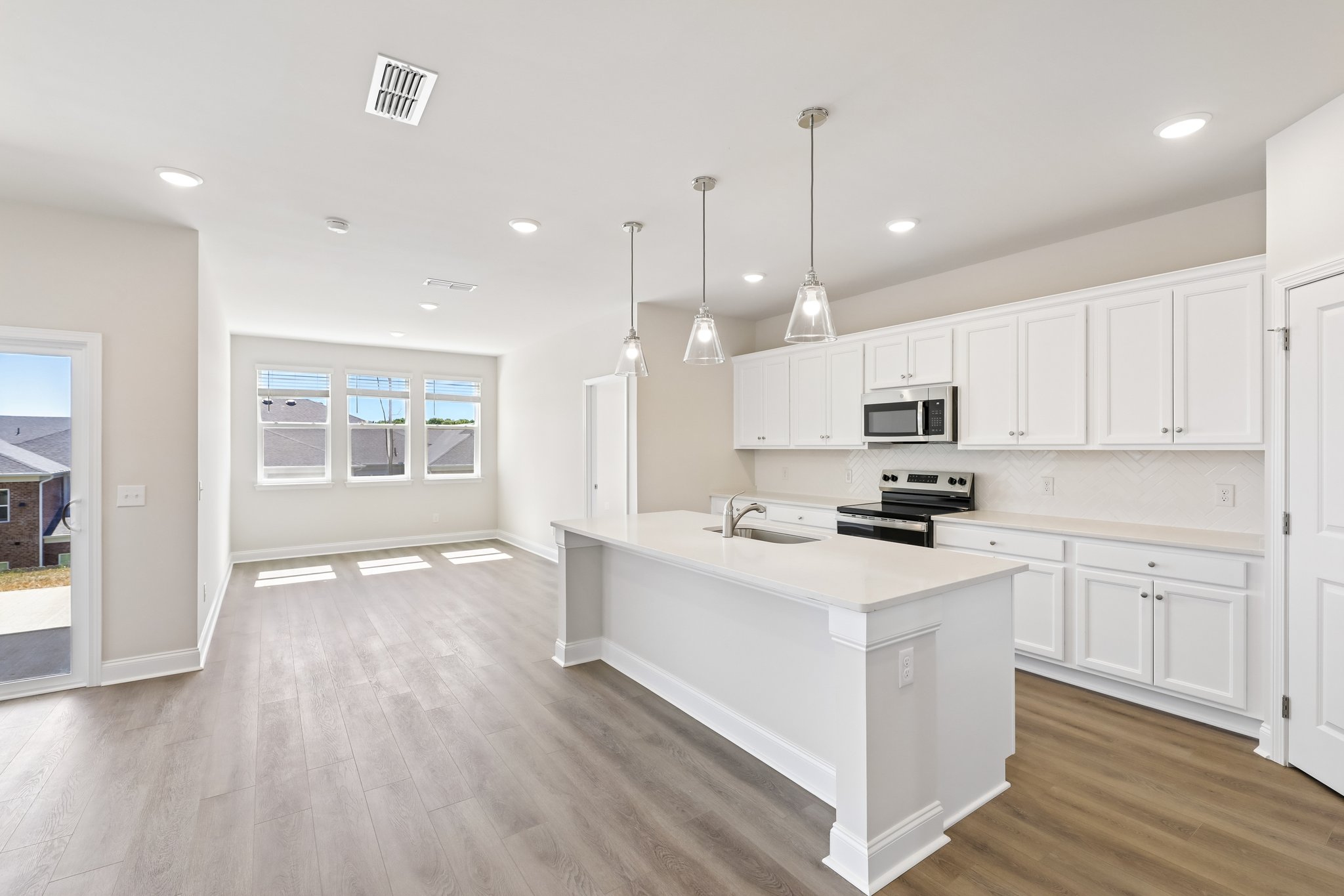 Limestone Wy Lot 44-S1505-017.jpg