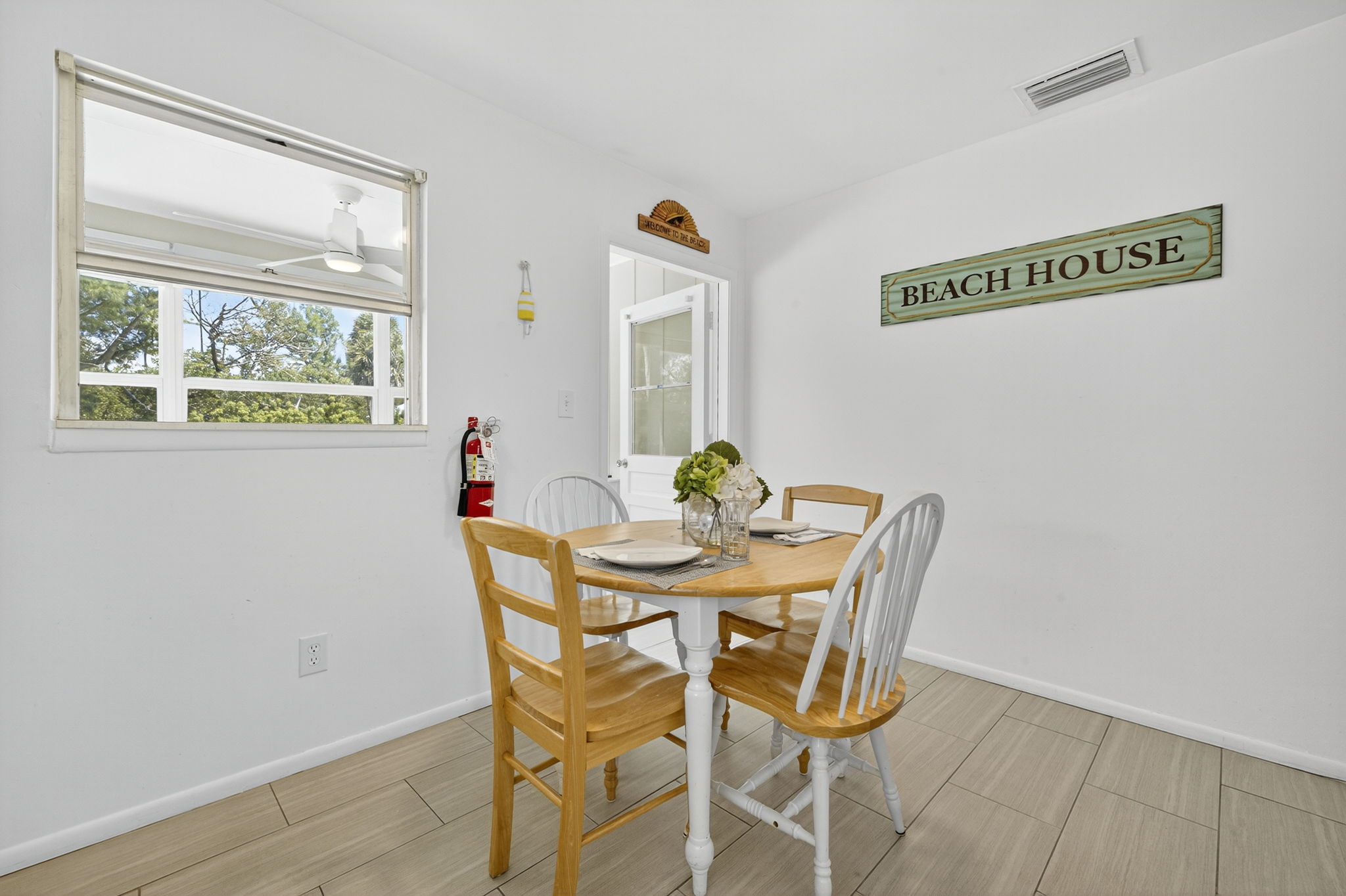 Cottage - Dining Room 2 of 2