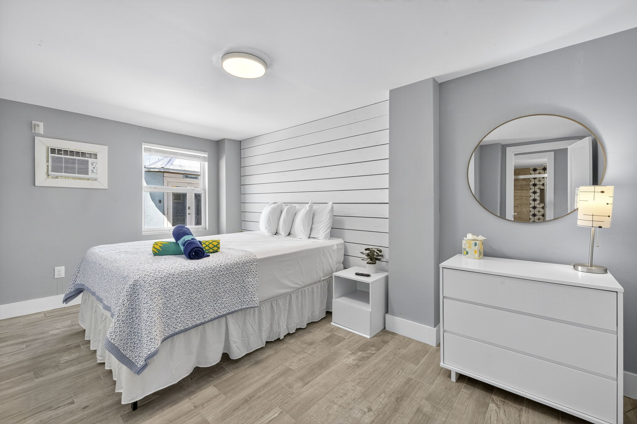 Dolphin - Guest Bedroom 1 of 2