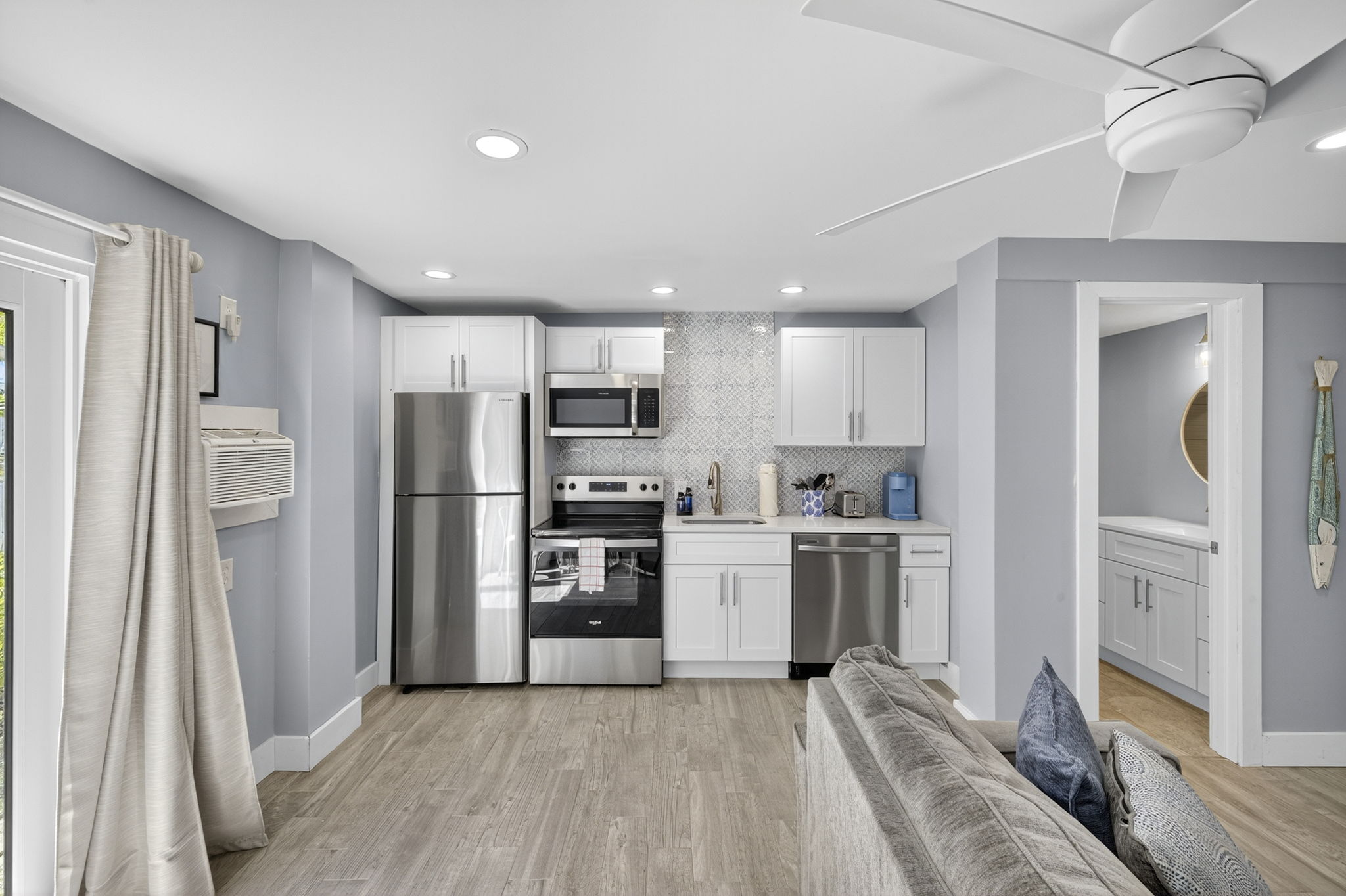Unit 1 - Kitchen 2 of 2