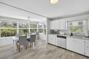 Sand Dollars - Dining Room 1 of 3