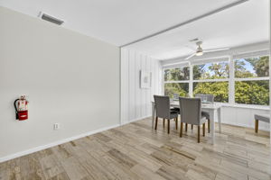 Sand Dollars - Dining Room 2 of 3