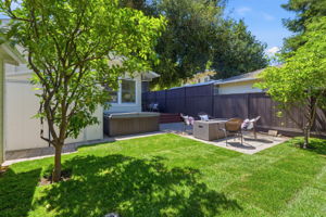 048_F8_235 Middlefield Rd
