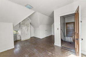  Photo 30