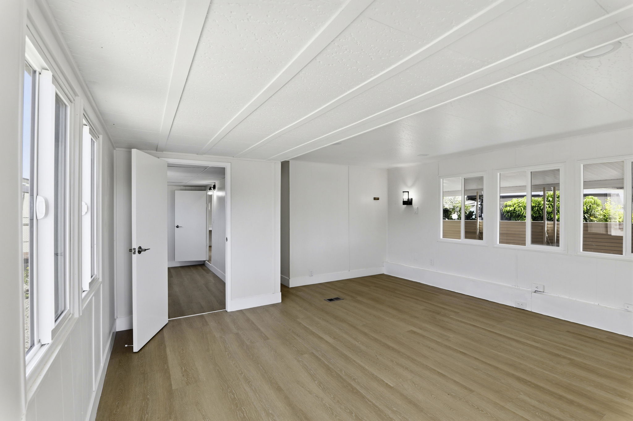 004_F8_235 S Beach Blvd