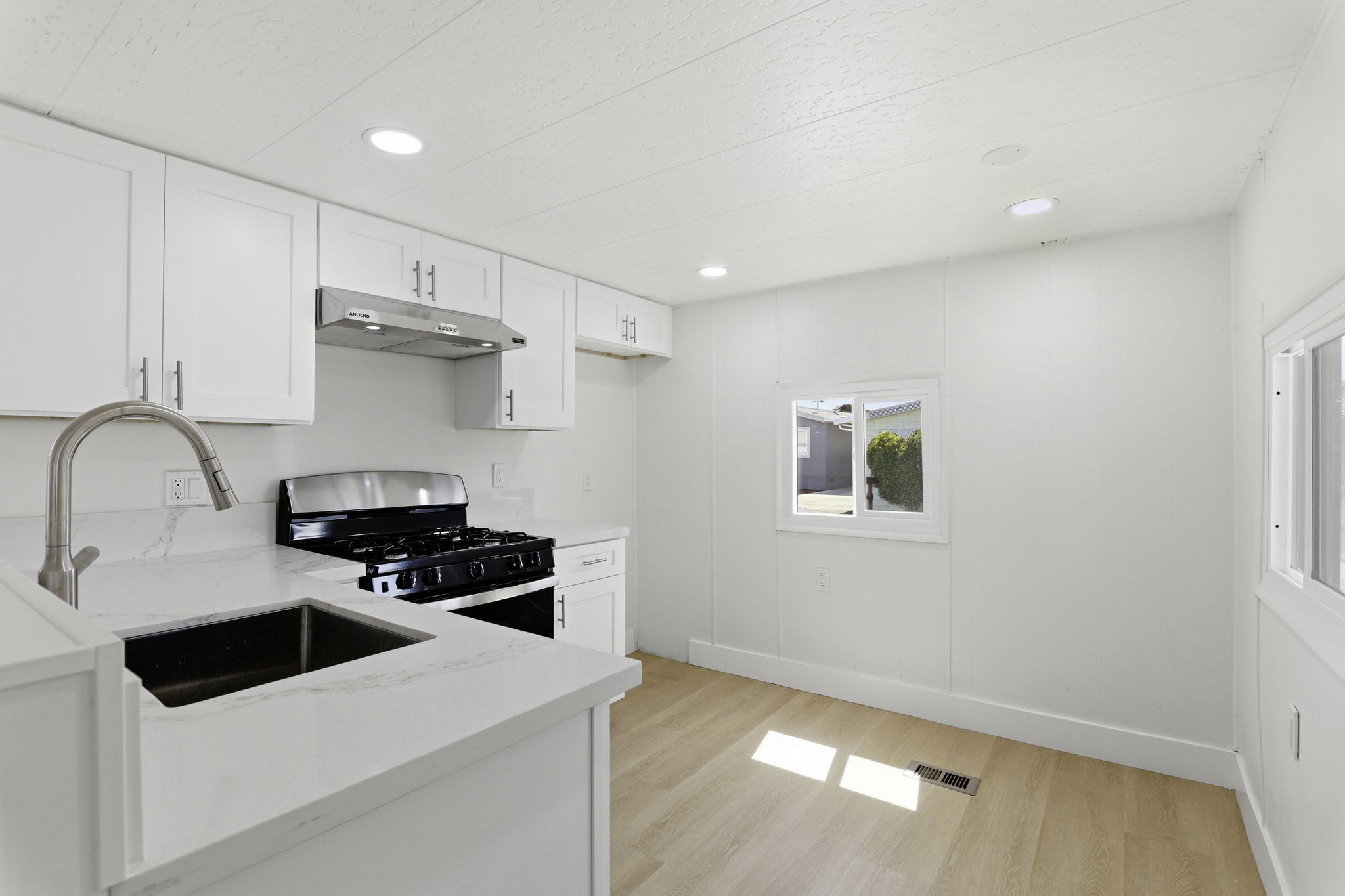 008_F8_235 S Beach Blvd