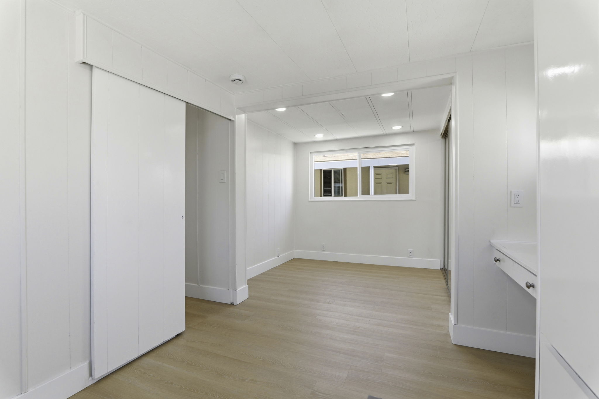 016_F8_235 S Beach Blvd