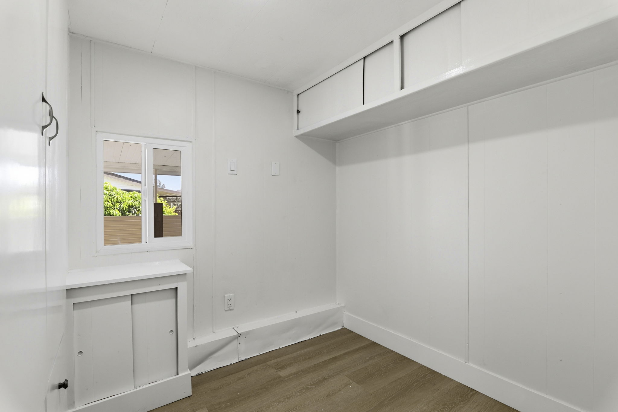 019_F8_235 S Beach Blvd