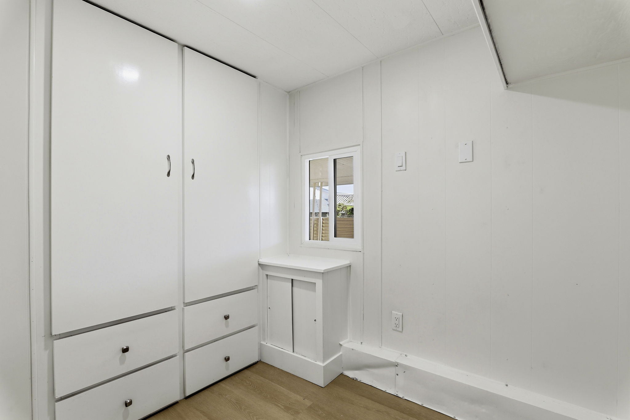 020_F8_235 S Beach Blvd