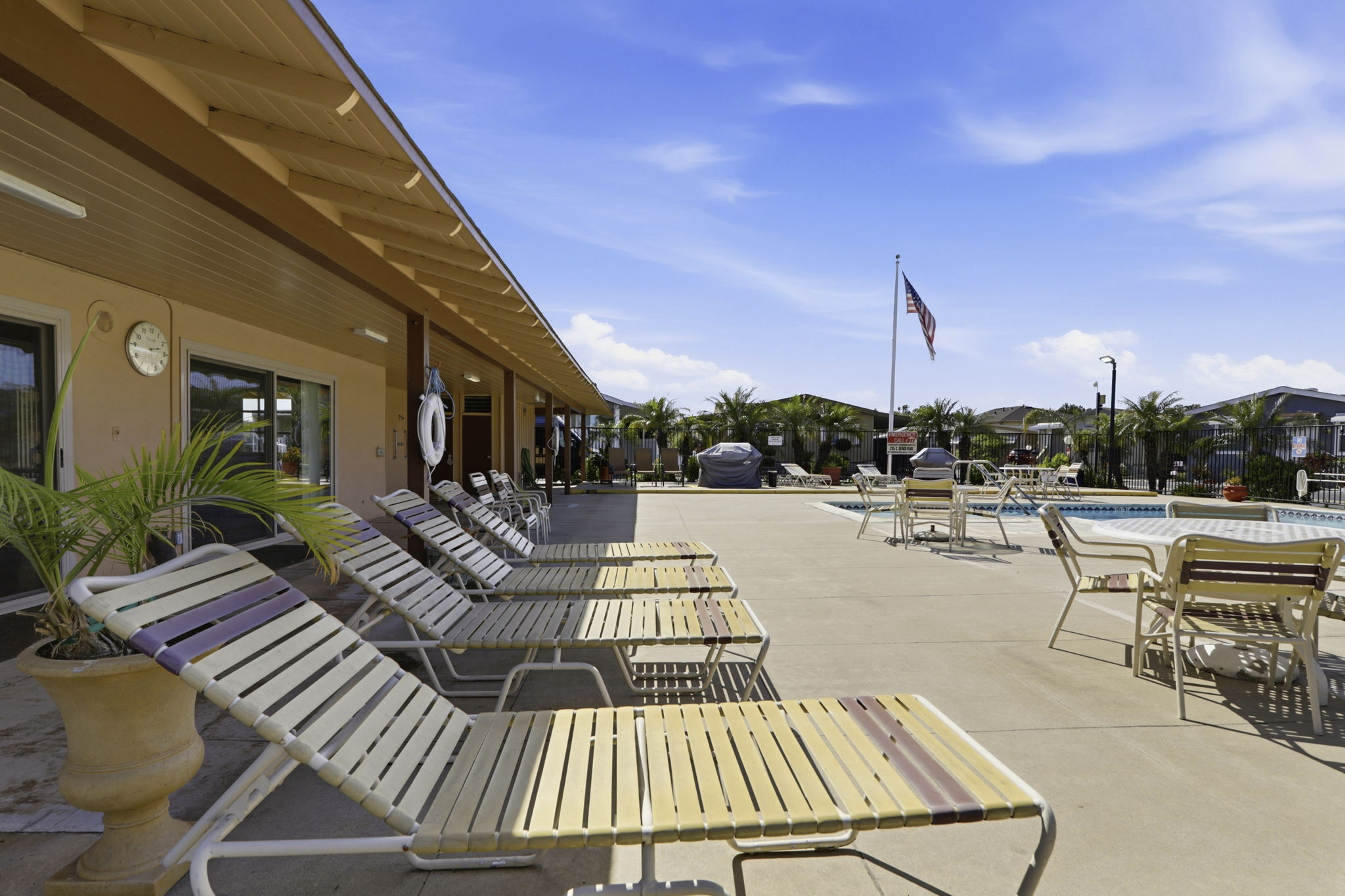 036_F8_235 S Beach Blvd