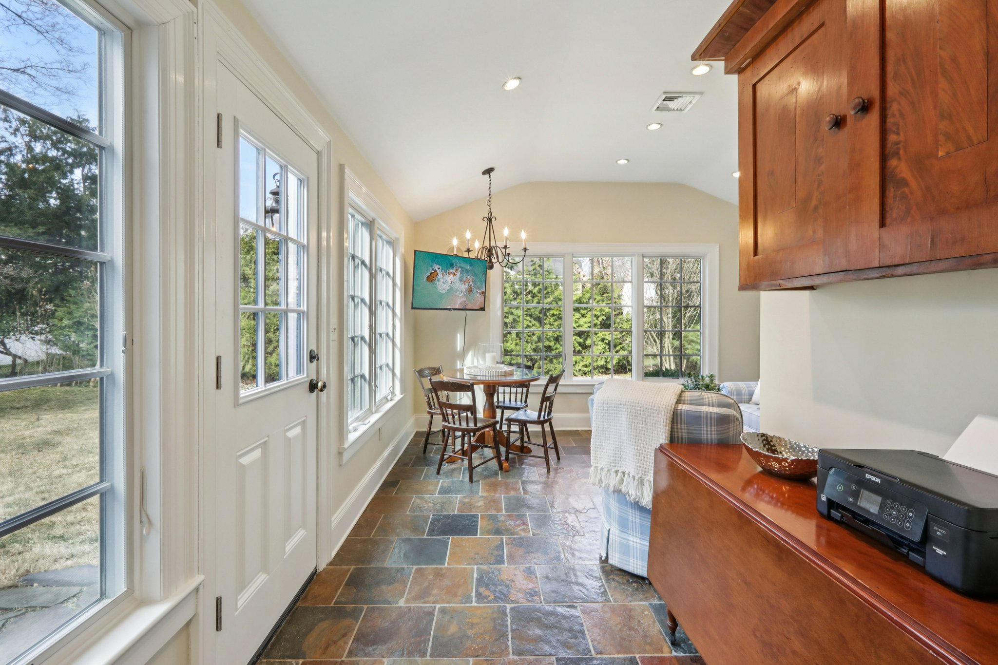 Sheridan Ave-S1203-046.jpg