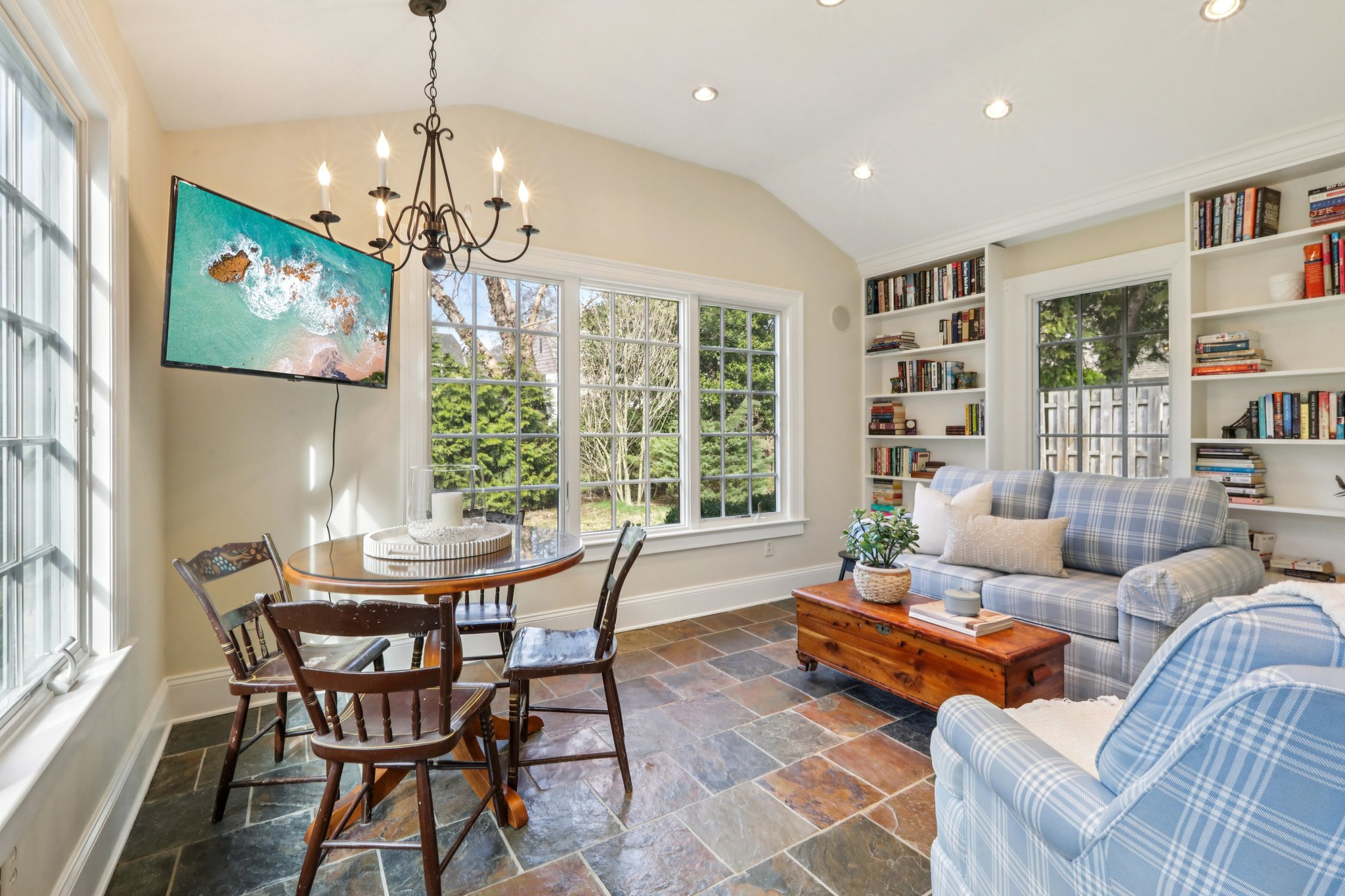 Sheridan Ave-S1203-048.jpg