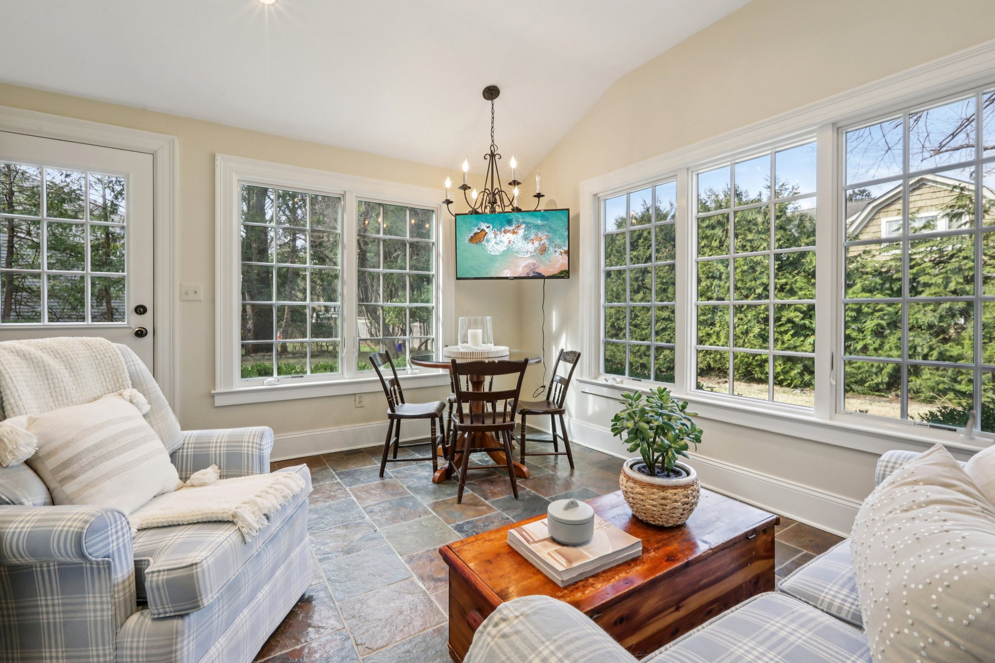 Sheridan Ave-S1203-050.jpg