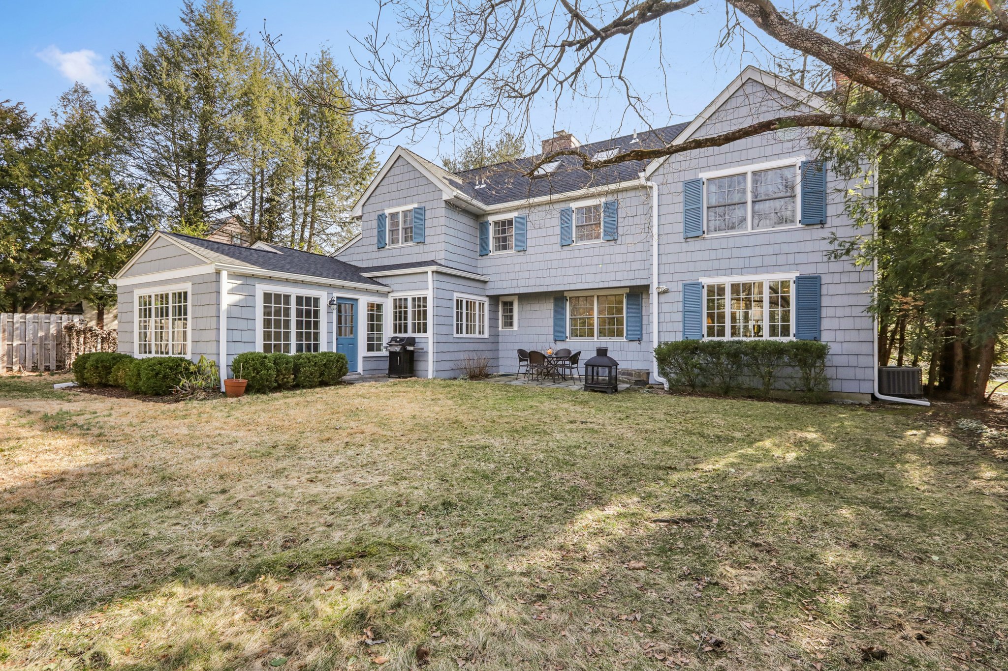 Sheridan Ave-S1203-084.jpg