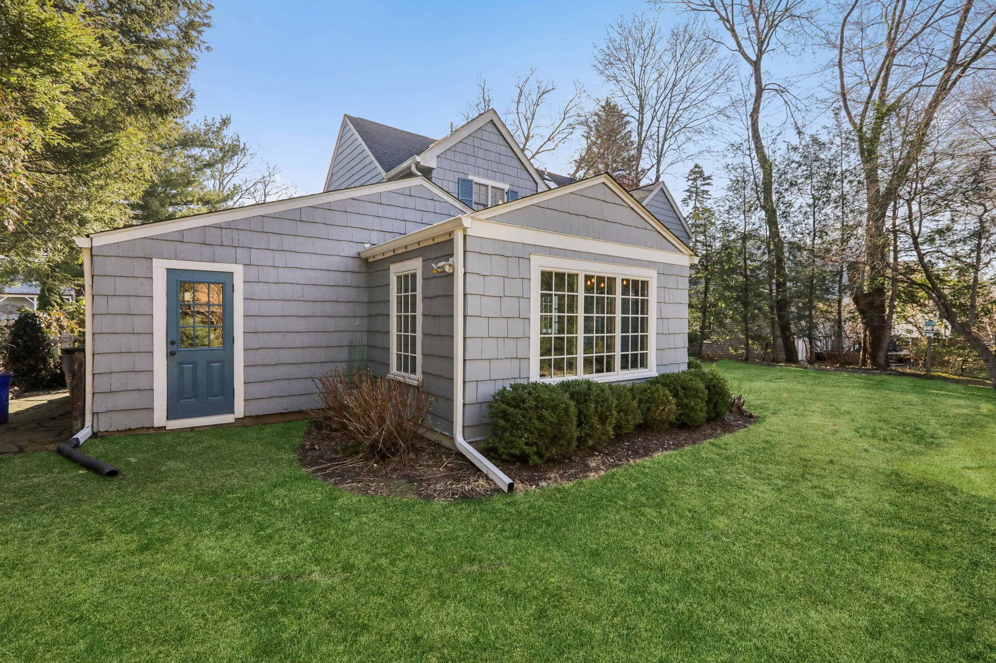 Sheridan Ave-S1203-108.jpg