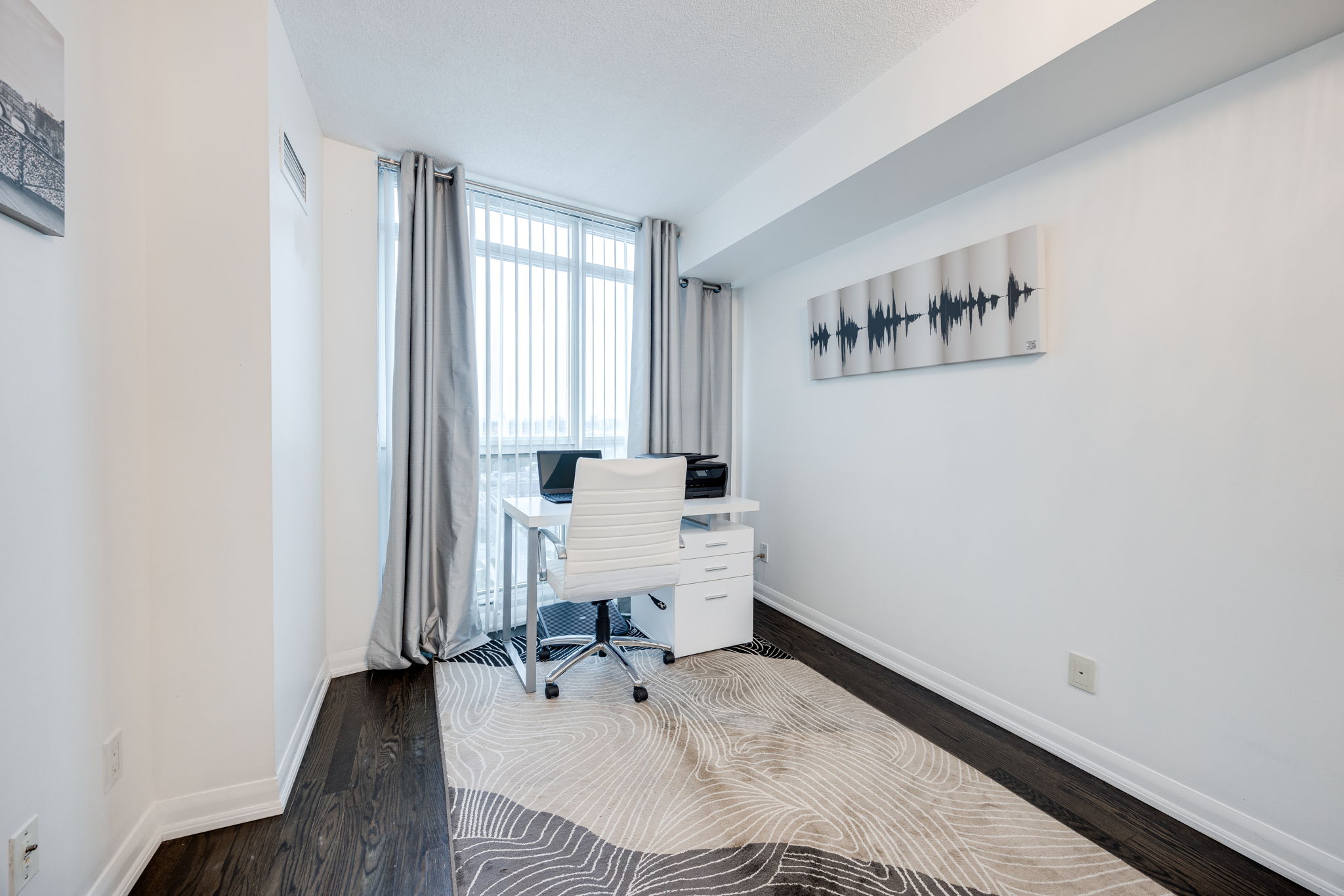 Toronto property showcase — delivered property photograph 16