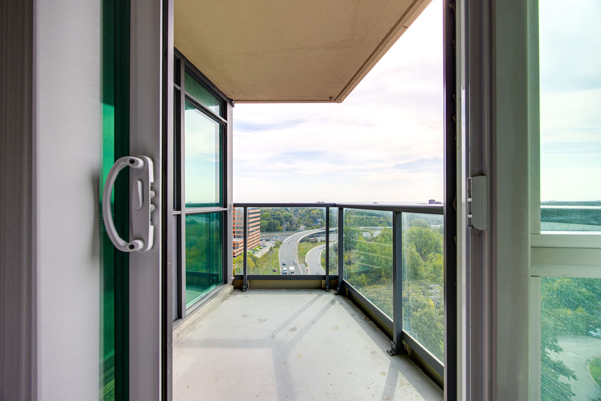 Toronto property showcase — delivered property photograph 26