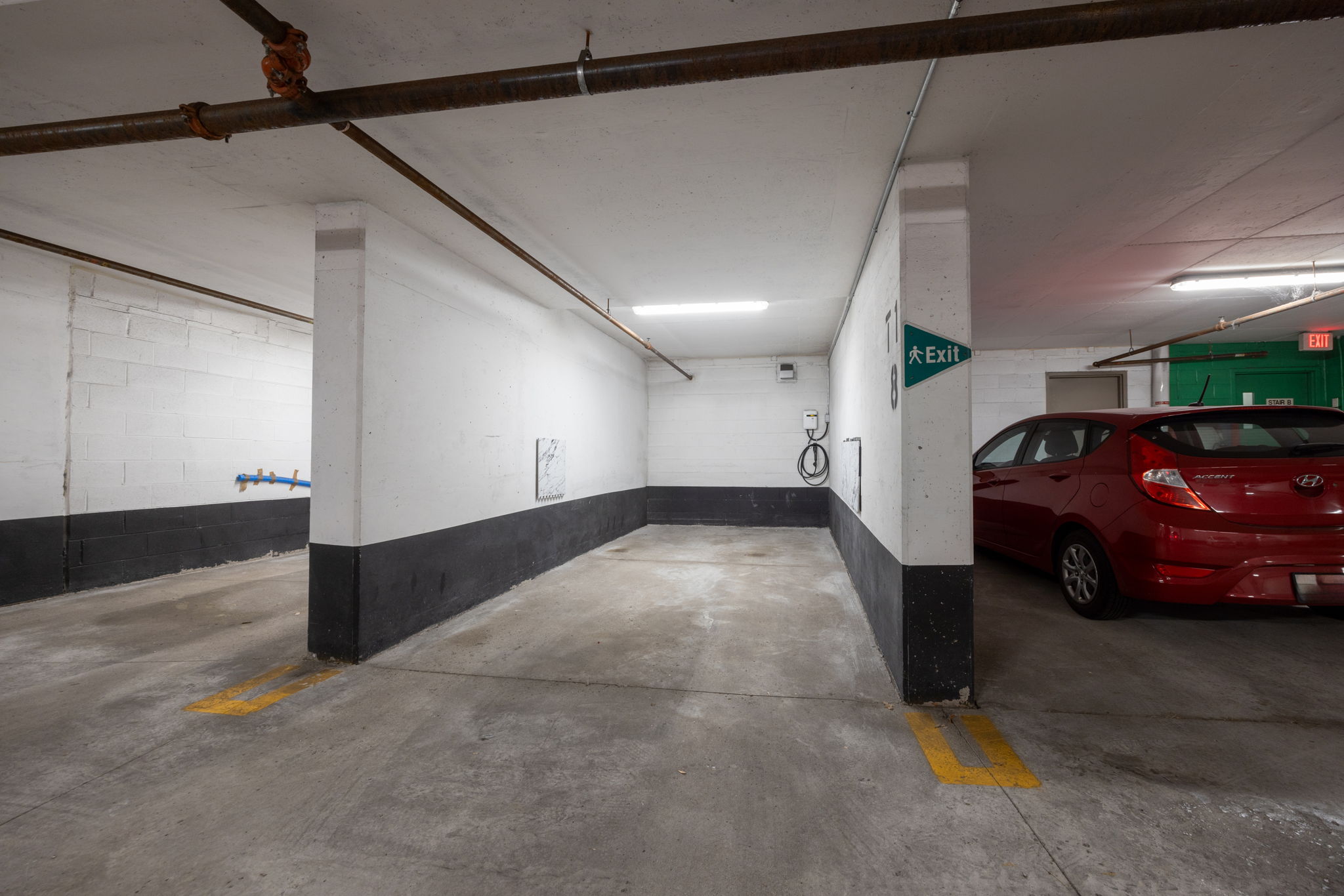 Toronto property showcase — delivered property photograph 32