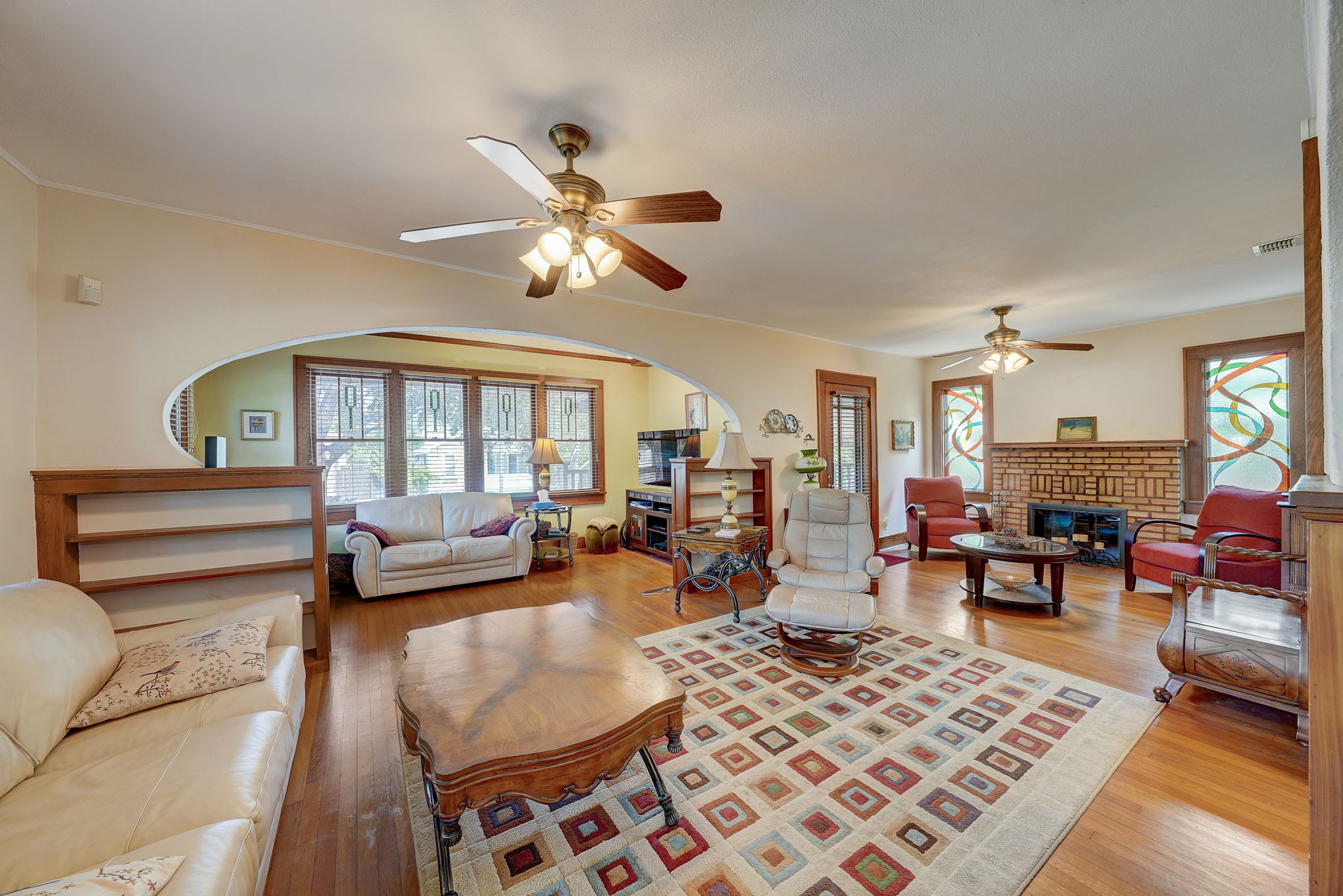 Burlington Ave N-011