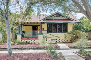 Burlington Ave N-002