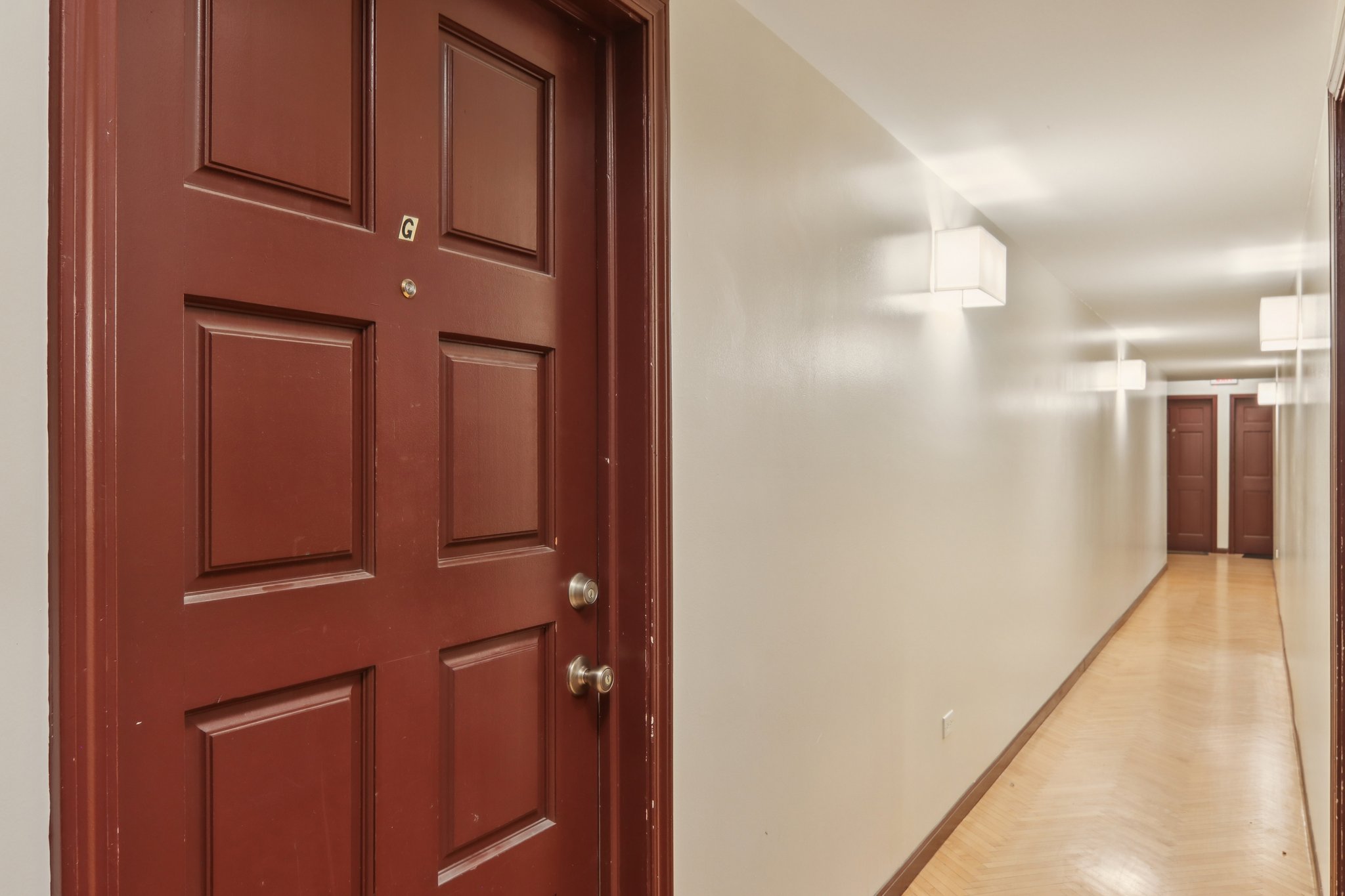 N Kedzie Blvd 1SC-S2810-002.jpg