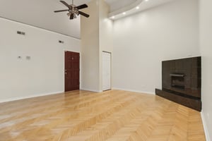 N Kedzie Blvd 1SC-S2810-003.jpg